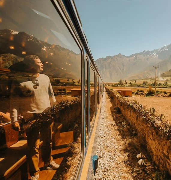 02. Coche observatorio-perurail-vistadome-observatory